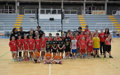 “Viola come il mare”: un concentramento di minibasket tutto al femminile